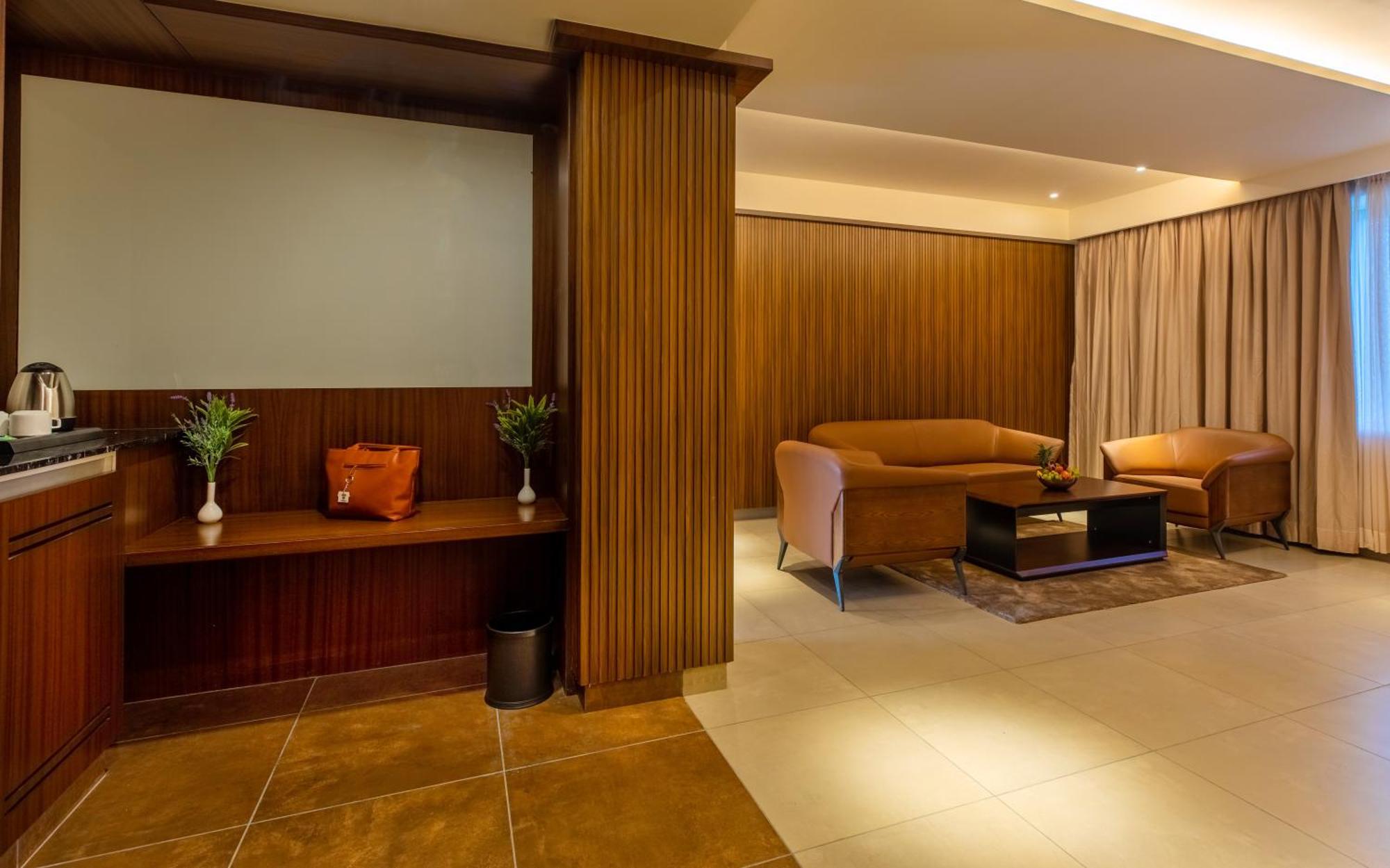 Hotel M Pro Palace Mysore - 12 Minutes To Mysore Palace 外观 照片